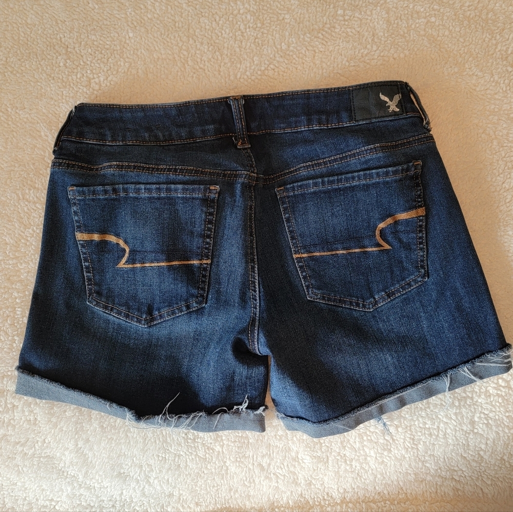 American Eagle midi shorts 4" inseam - Picture 2 of 4